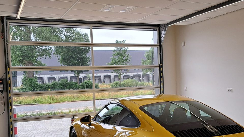 Rolflex Falthebetore im Porsche Zentrum Twente - Video