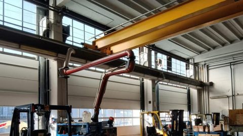 Compact porte industrielle avec chemin de roulement
